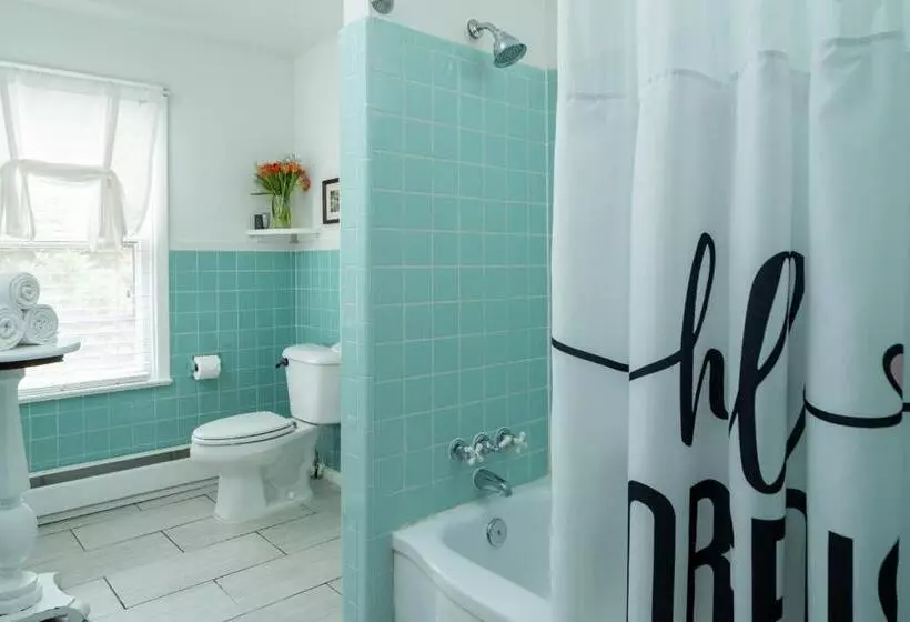 スイート, A Williamsburg White House Inn