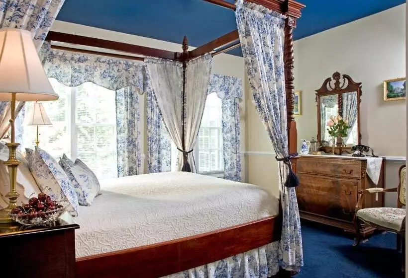 スタンダードルーム, A Williamsburg White House Inn