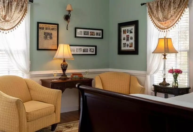 キングサイズベッドのスタンダードルーム, A Williamsburg White House Inn