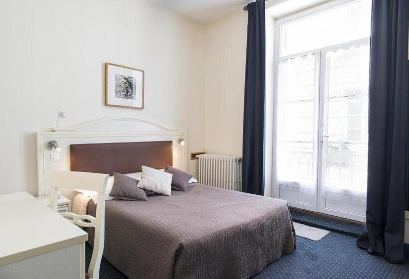 スタンダードルーム, Logis Hôtel Central