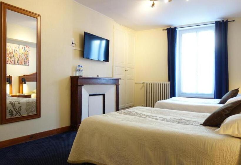 スタンダード4人部屋, Logis Hôtel Central