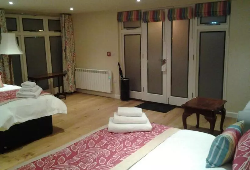 Family Room, The Green Dragon