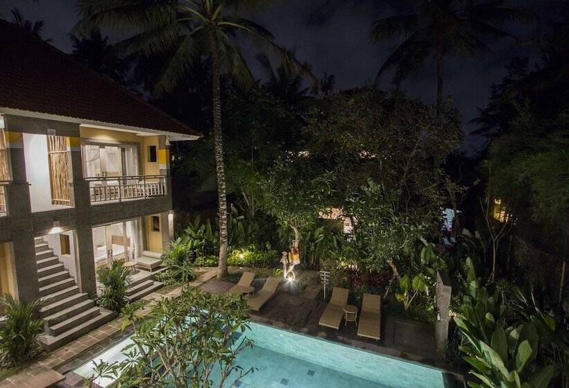 Camera Deluxe, Ubad Retreat