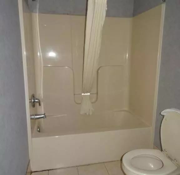 デラックスルーム, Village Inn And Suites