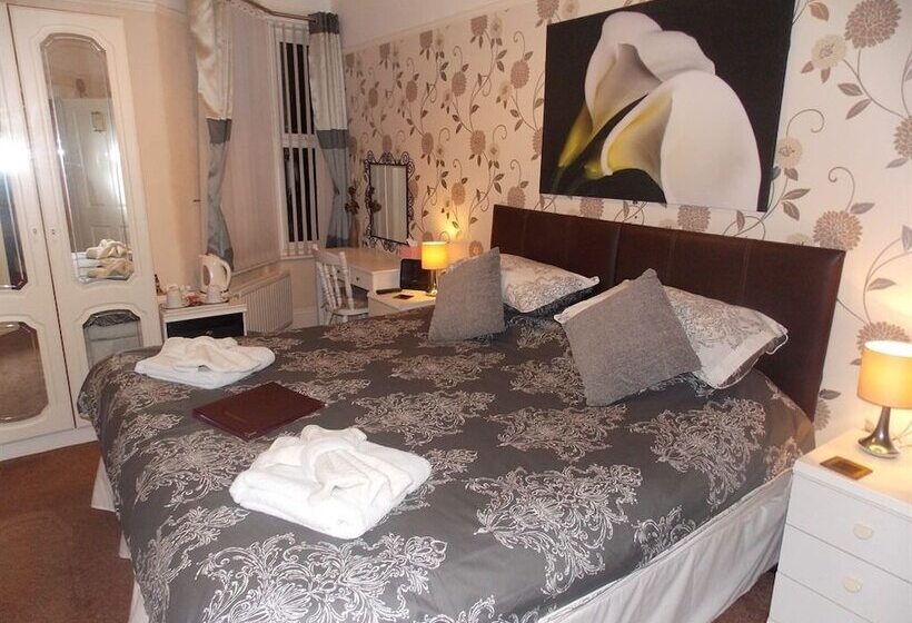 اتاق سوپریور, Easton Court Guest House