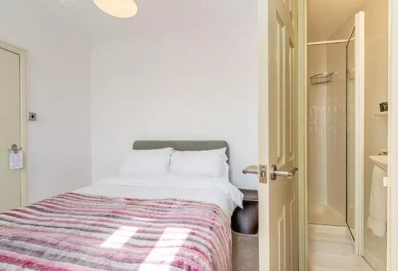 Habitació Basic, Hubert House