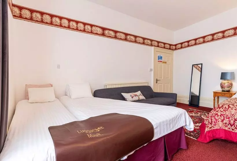 Suite, Hubert House