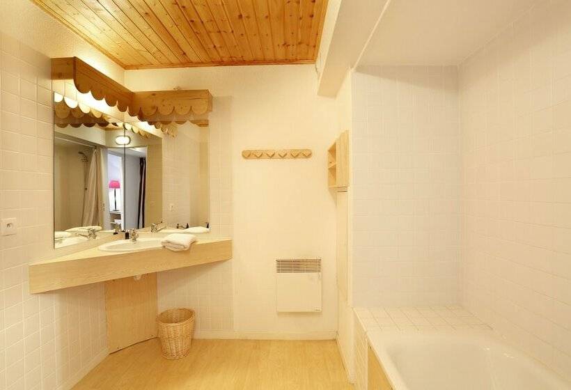 استودیوی استاندارد, Vacancéole Résidence Vega