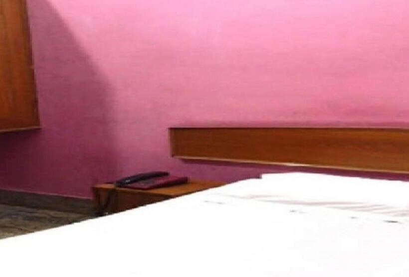 اتاق لوکس, Krishna Guest House By Wb Inn