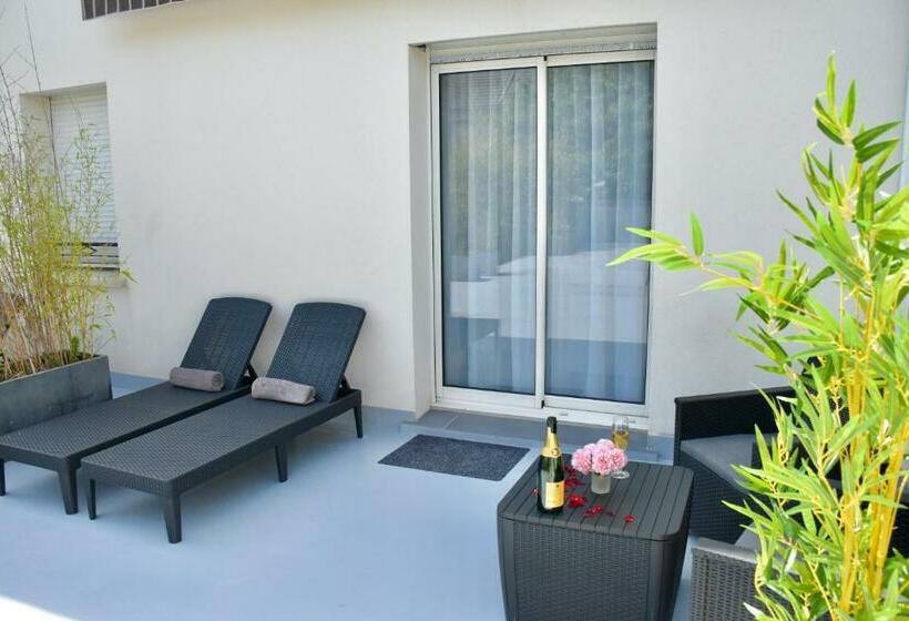 テラス付きスタンダードルーム, Nuit Privée Avec Jacuzzi