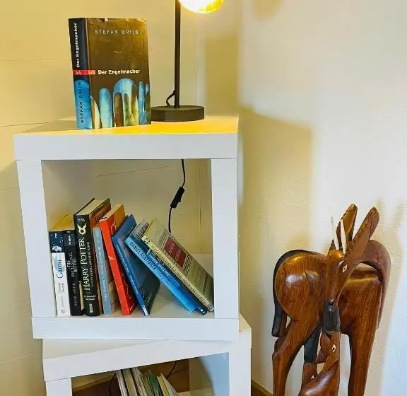 استودیوی استاندارد, Boutique Pension Jägerwirt