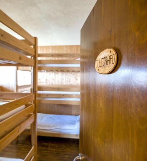 패밀리 룸, Rifugio Chierego   1911m