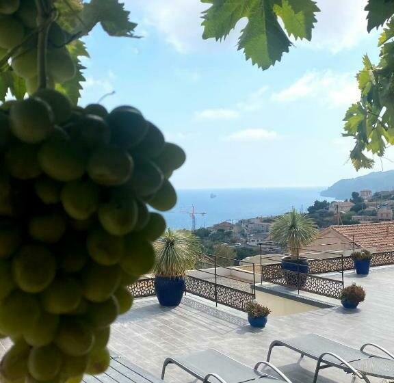 带大床的套房, Les Suites Love 3 Spa Vue Mer Piscine