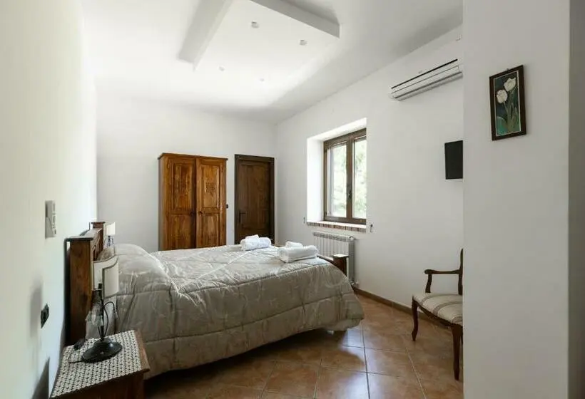 Classic Kolmen Hengen Huone, Agriturismo Le Ghiandaie