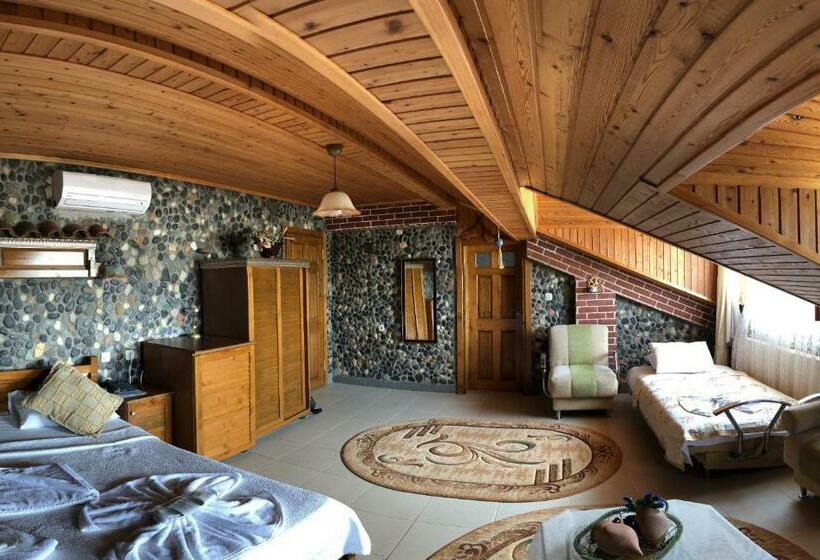 غرفة قياسية ثلاثية, Mertur