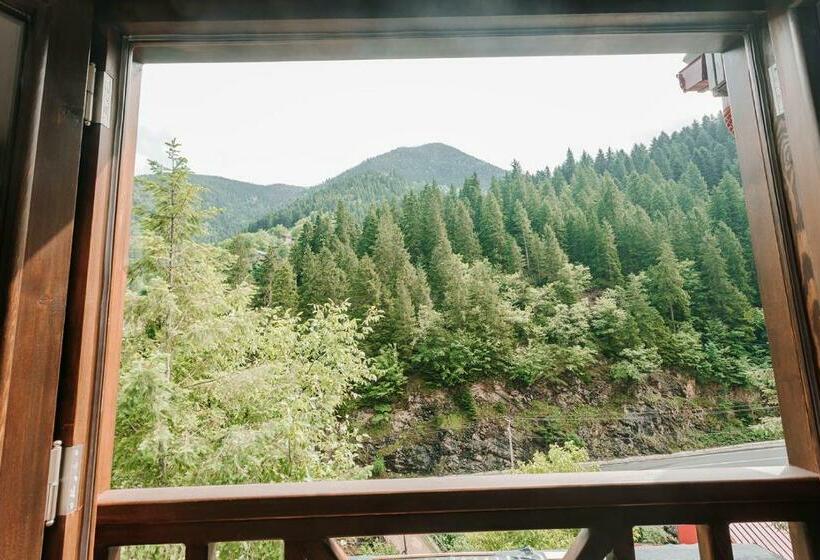 غرفة ديلوكس, İskali̇ta Otel