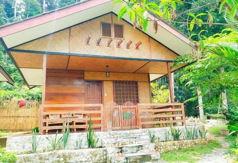 ویلای استاندارد با چشم‌انداز باغ, Victordelia Hilltop Hostel