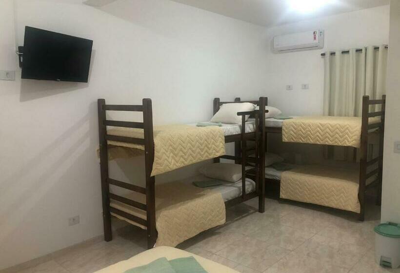 سوییت خانوادگی, Pousada Tropical