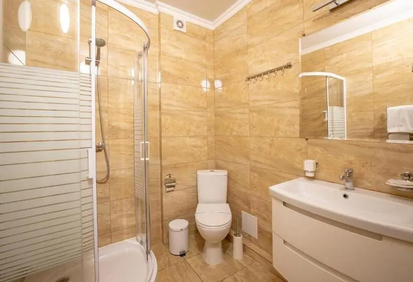 ファミリールーム, Private Rooms In Hotel 3 поверх
