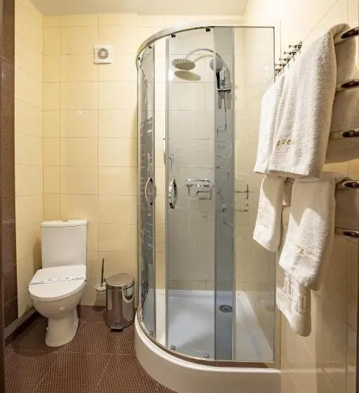 スタンダード４人部屋, Private Rooms In Hotel 3 поверх