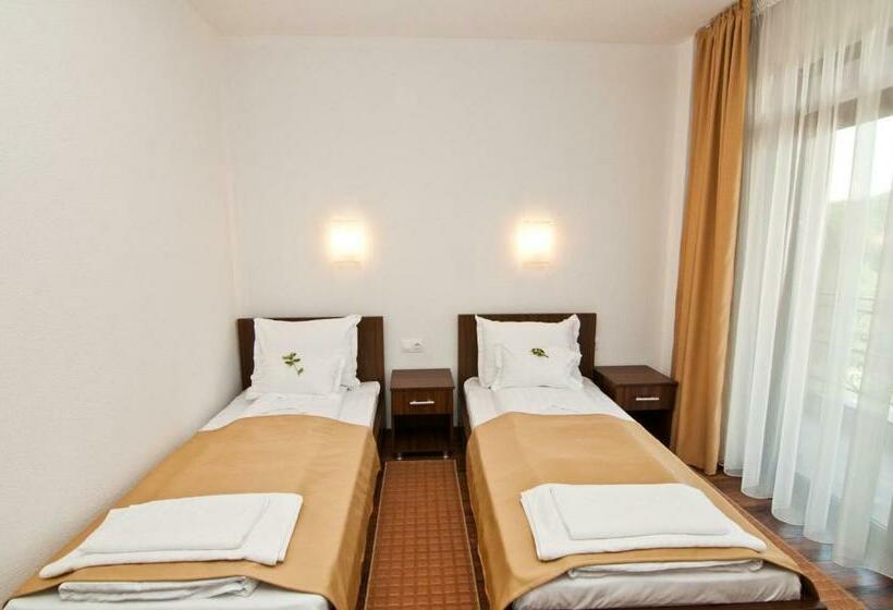 Номер Стандарт, Hyperion