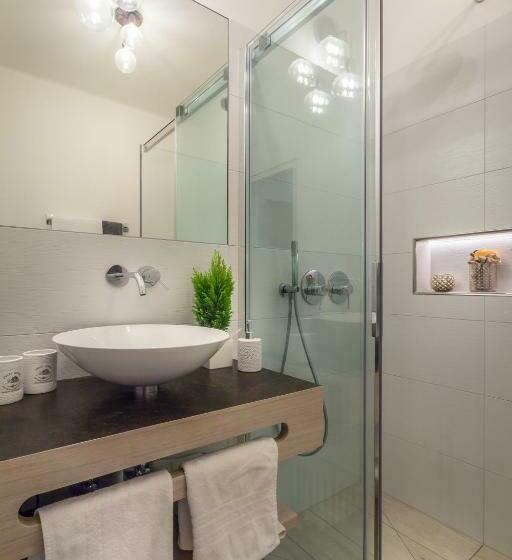 バルコニー付きスタンダードルーム, Pension Riedingerhof