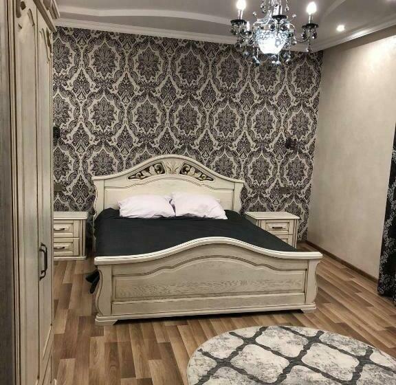 سوئیت با بالکن, Cozy Apartments