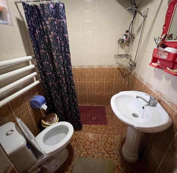 اتاق استاندارد سه نفره, Lovely Home For You