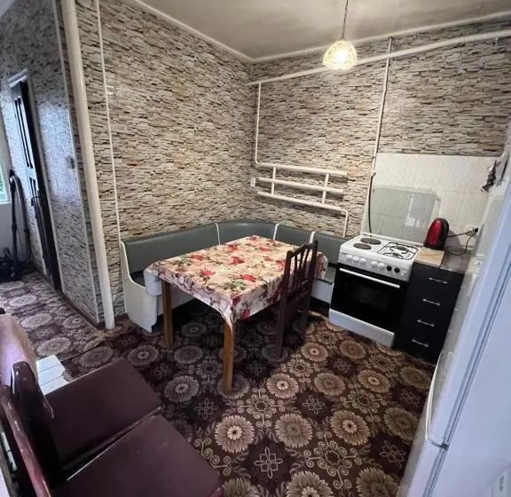 اتاق استاندارد سه نفره, Lovely Home For You