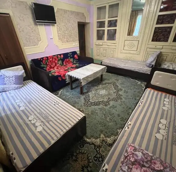 اتاق لوکس خانوادگی, Lovely Home For You