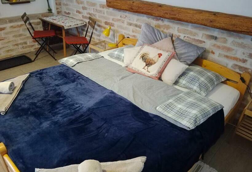 스탠다드 트리플 룸, Srdečná Rodinný Penzion A Restaurace