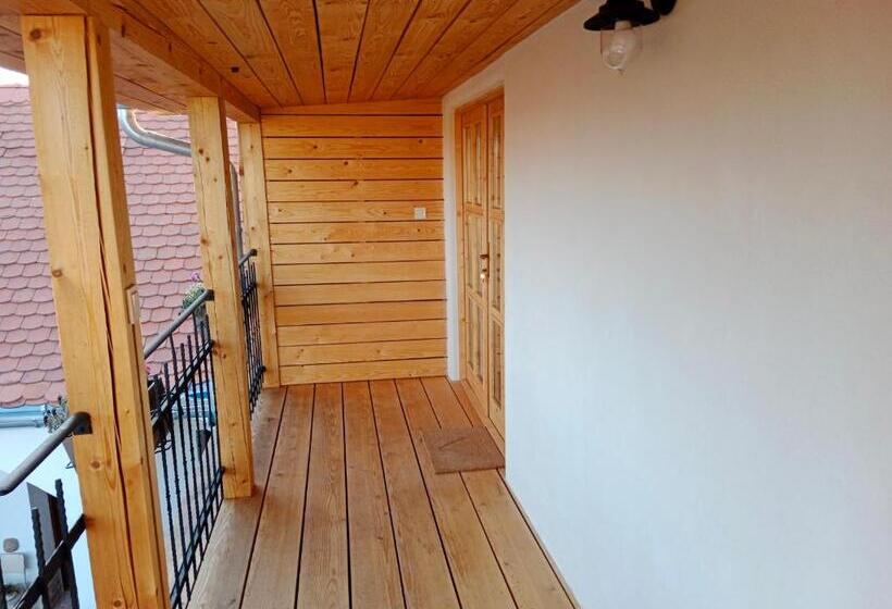 침실 1개 아파트, Srdečná Rodinný Penzion A Restaurace