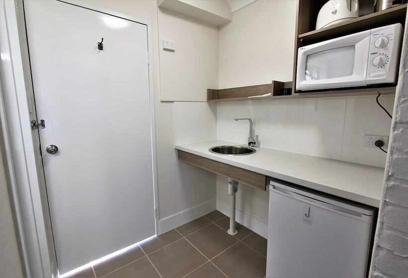 חדר סטנדרט עם מיטת קינג, Aston Motel Yamba