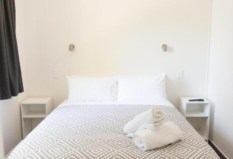 スリーベッドルーム ヴィラ, Ballarat Colonial Motor Inn