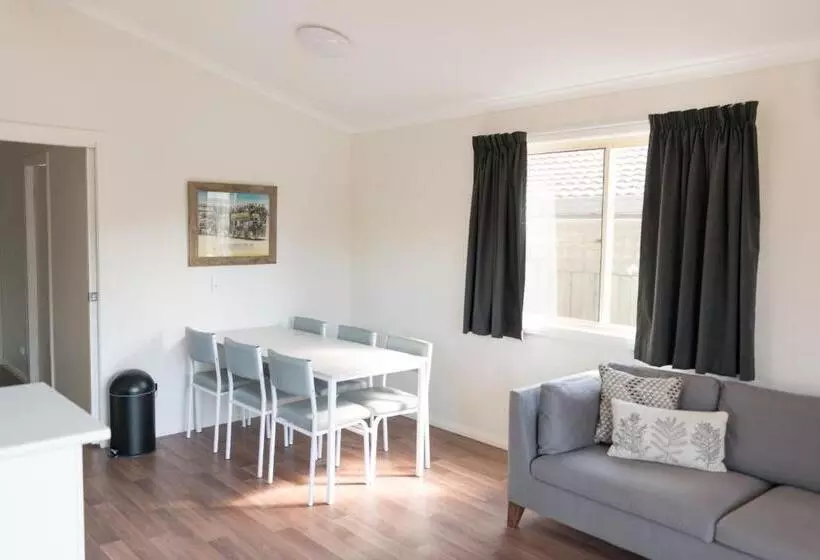 スリーベッドルーム　ヴィラ, Ballarat Colonial Motor Inn