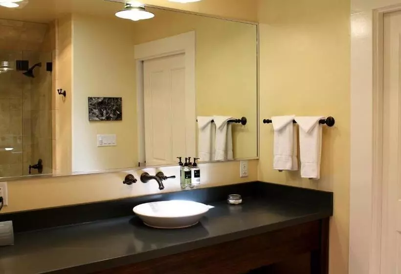 身障者適用スタンダードルーム, Inn At Sonoma, A Four Sisters Inn