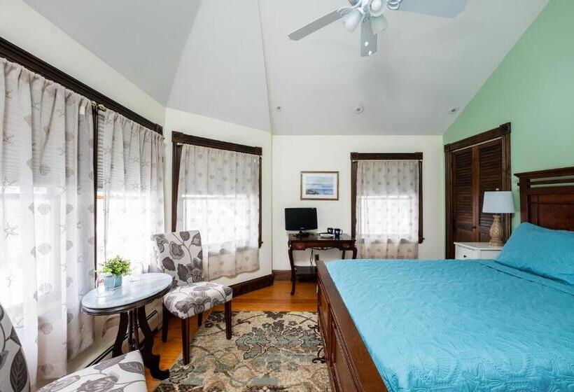 デラックスルーム, The Inn At The Oaks