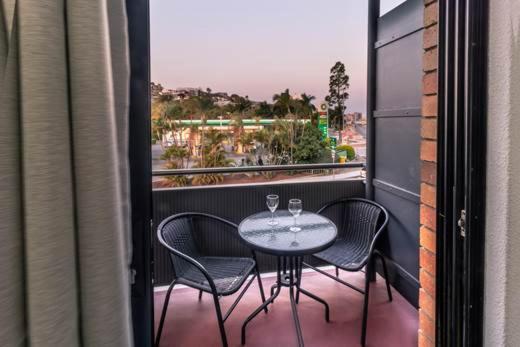 اتاق استاندارد با سرویس بهداشتی مشترک, Kingsford Riverside Inn