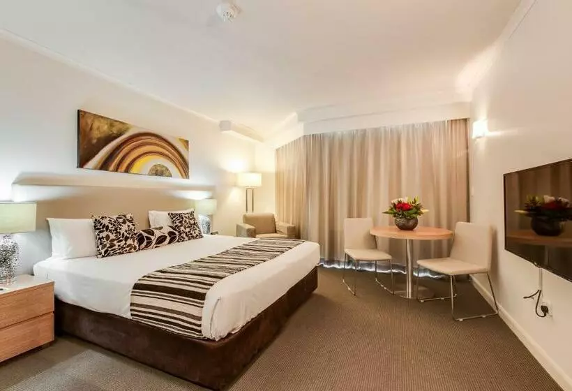 استودیوی استاندارد, Central Cosmo Apartment
