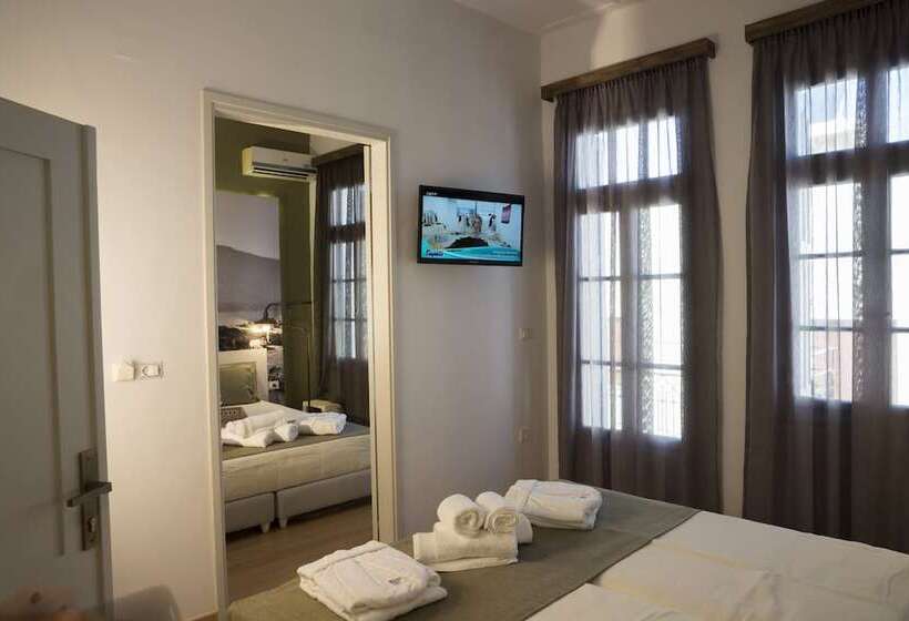 2 Bedroom Suite with Balcony, Elia Daliani