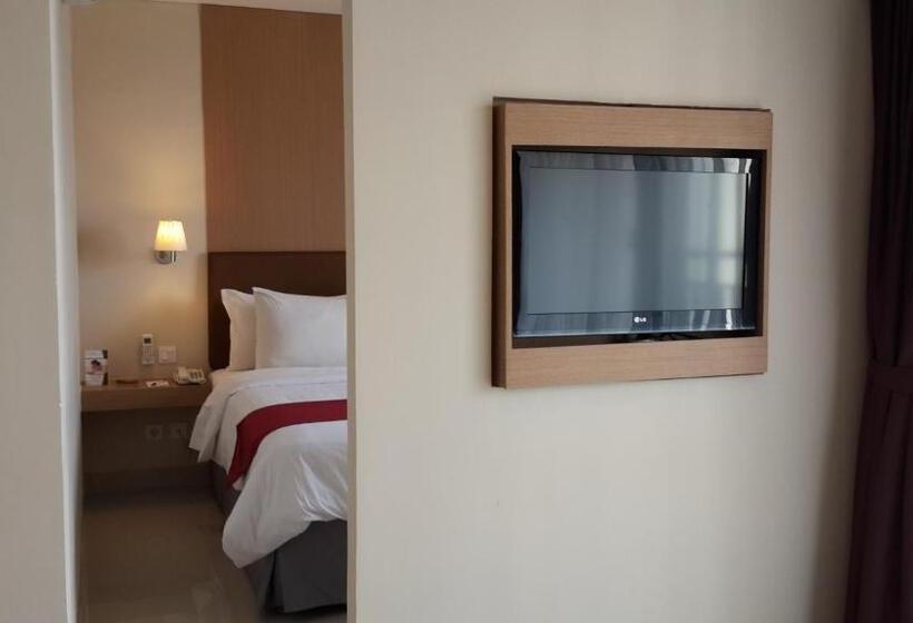 آپارتمان 1 خوابه با بالکن, Atria Residences Gading Serpong