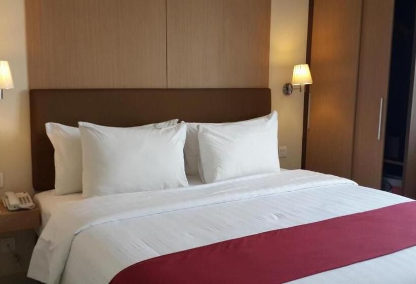 آپارتمان 1 خوابه با بالکن, Atria Residences Gading Serpong