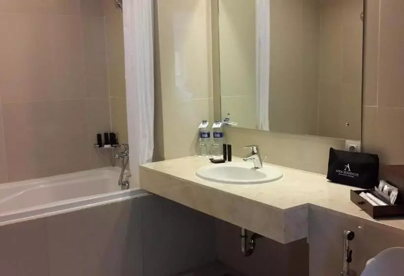 آپارتمان 2 خوابه با بالکن, Atria Residences Gading Serpong