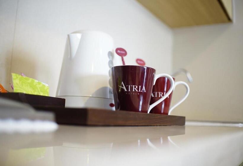 آپارتمان 2 خوابه با بالکن, Atria Residences Gading Serpong