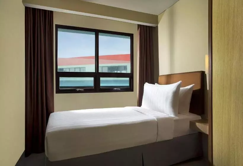 آپارتمان 2 خوابه با بالکن, Atria Residences Gading Serpong