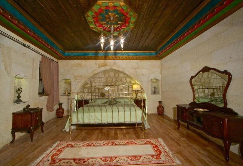 سوئیت رویال, Golden Cave Suites