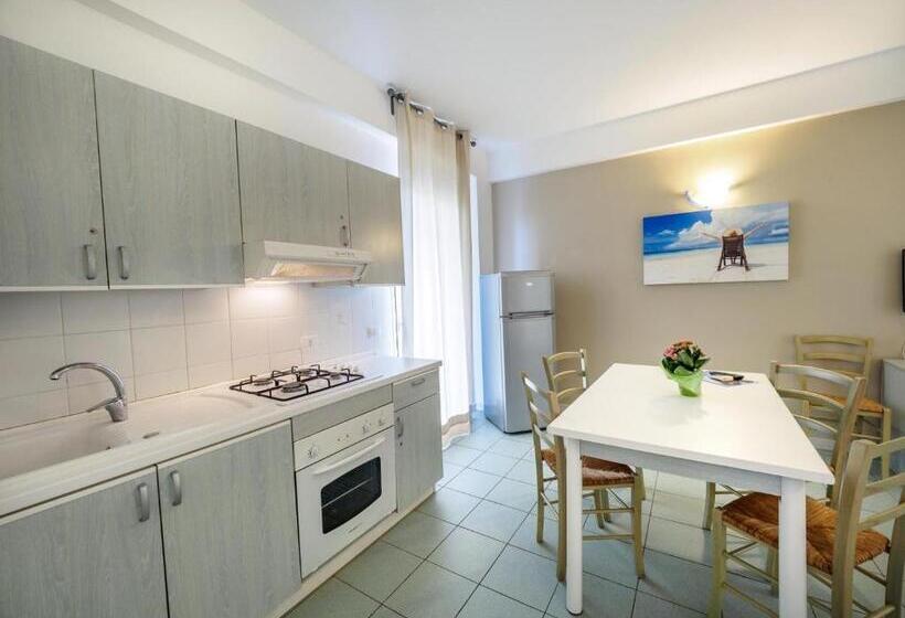 اتاق خانوادگی, I Giardini Di Athena Athena Resort