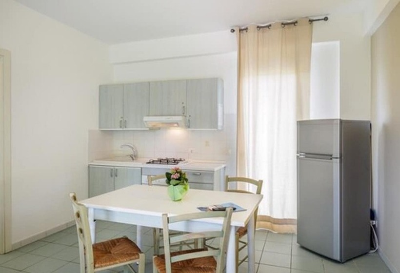 اتاق خانوادگی, I Giardini Di Athena Athena Resort