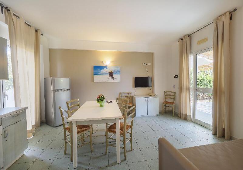 اتاق خانوادگی, I Giardini Di Athena Athena Resort