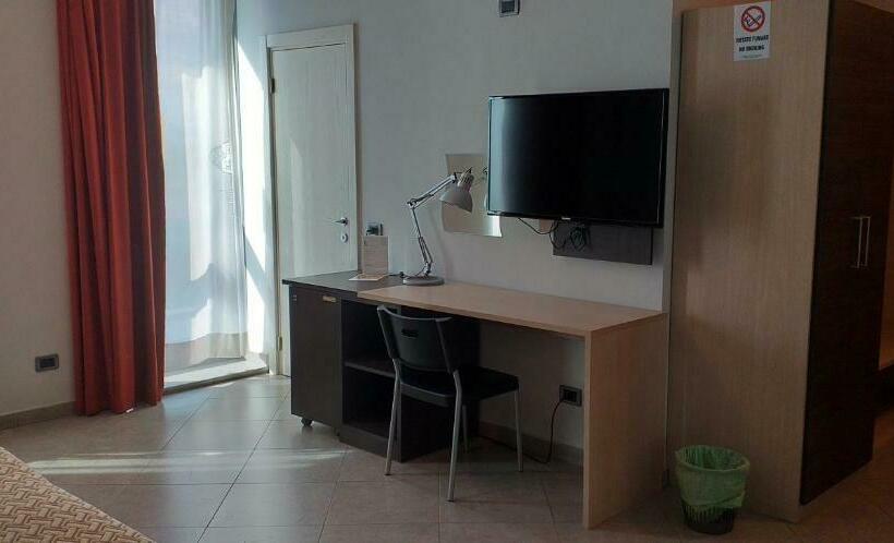 Chambre Standard, Lux